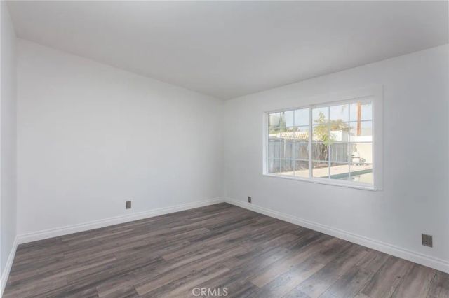 9502 Laurel Canyon, Arleta, CA 91331