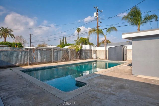 9502 Laurel Canyon, Arleta, CA 91331