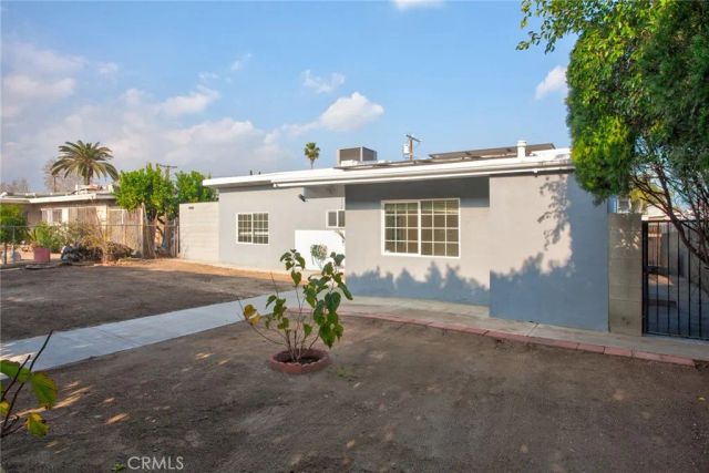 9502 Laurel Canyon, Arleta, CA 91331