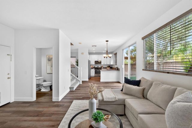 1877 EL MODENA RD, Chula Vista, CA 91913