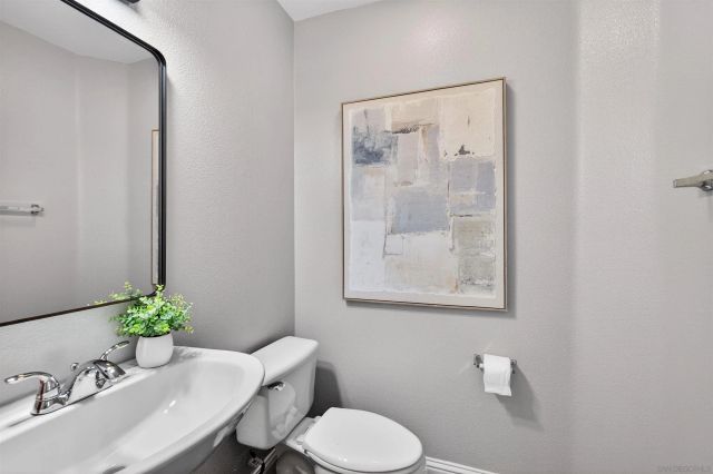 1877 EL MODENA RD, Chula Vista, CA 91913