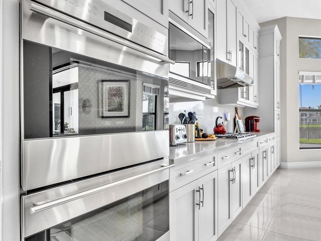 16732 Strasbourg Lane, Delray Beach, FL 33446