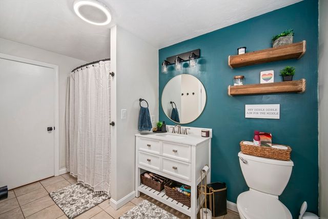 148 Rachel Dr, Taunton, MA 02780