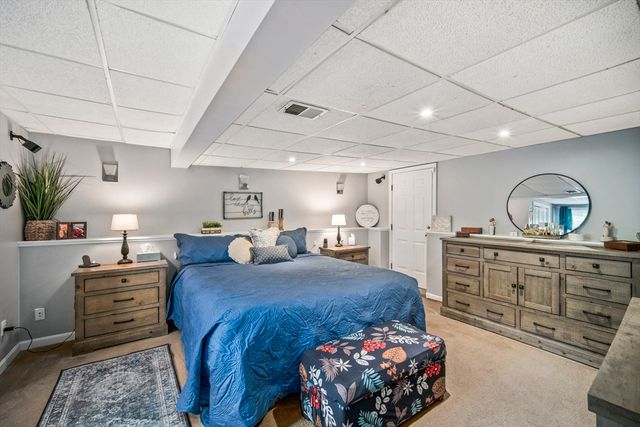 148 Rachel Dr, Taunton, MA 02780