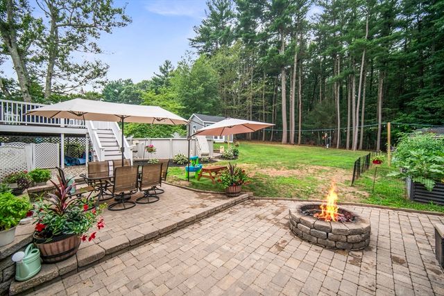 148 Rachel Dr, Taunton, MA 02780