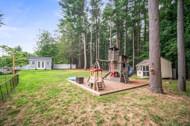 148 Rachel Dr, Taunton, MA 02780