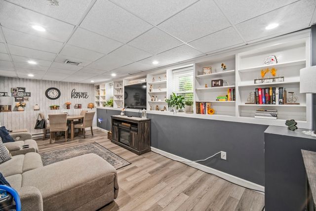 148 Rachel Dr, Taunton, MA 02780