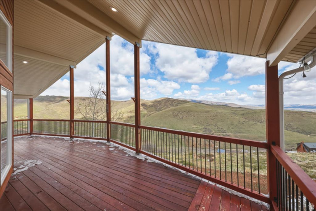 Image 32 of property listing at 4186 OAKVIEW DR, Coalville, UT 84017