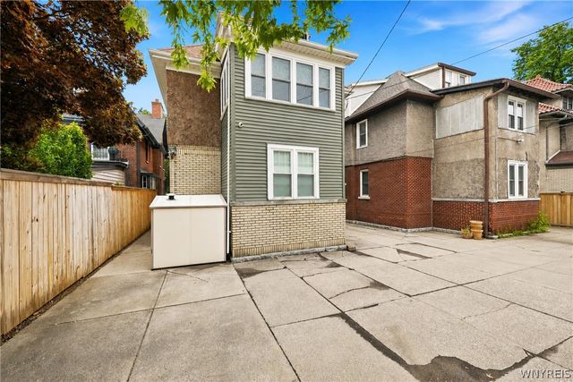 546 Richmond Avenue, Buffalo, NY 14222