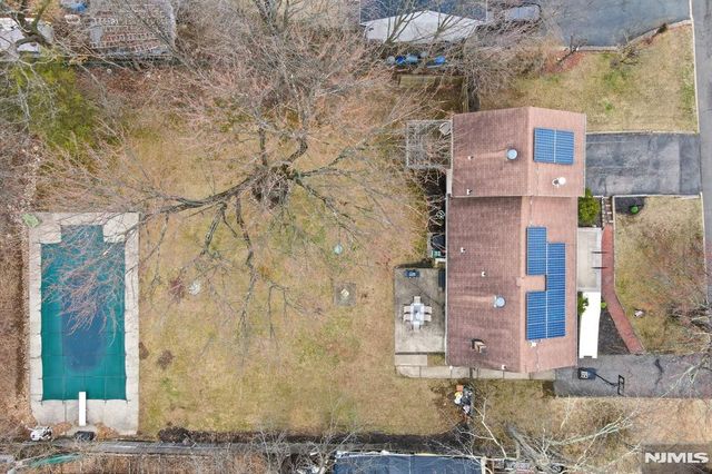 15 Colgate Road, Oakland, NJ 07436