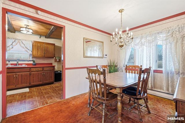 15 Colgate Road, Oakland, NJ 07436