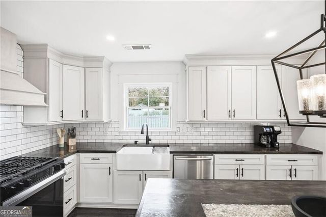 1490 Darnell Road SE, Marietta, GA 30060