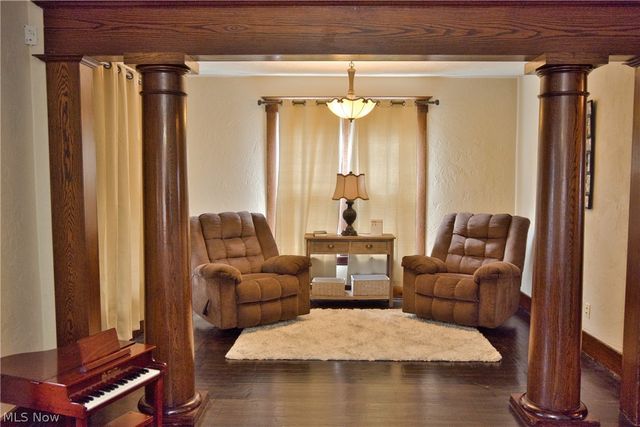 1030 W 9th Street, Lorain, OH 44052