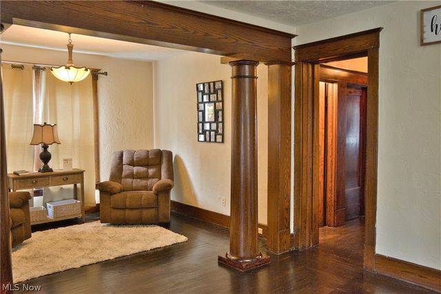 1030 W 9th Street, Lorain, OH 44052