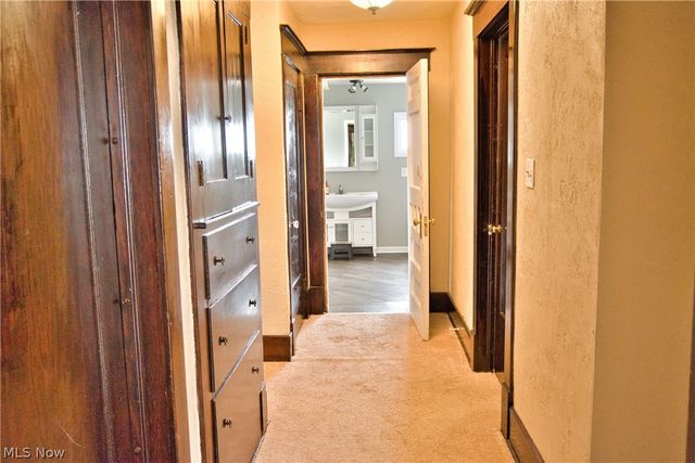 1030 W 9th Street, Lorain, OH 44052