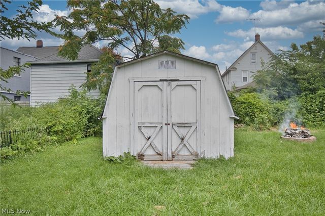 1030 W 9th Street, Lorain, OH 44052