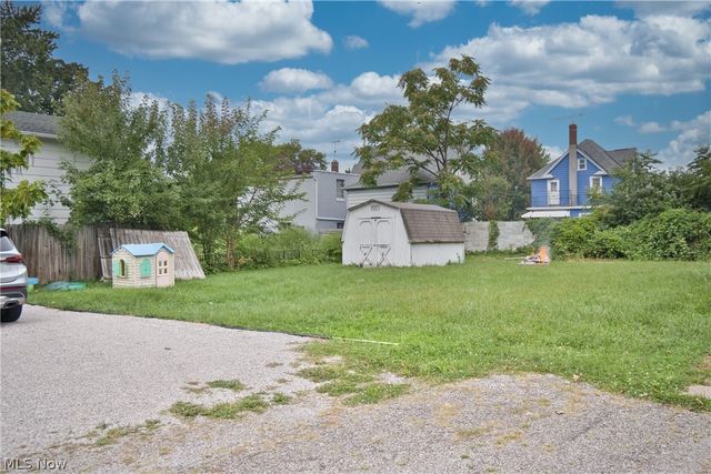 1030 W 9th Street, Lorain, OH 44052