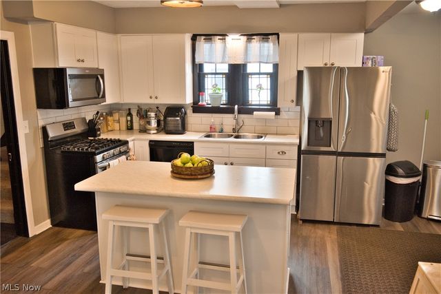 1030 W 9th Street, Lorain, OH 44052