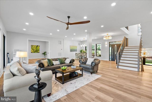 138 WOODED LN, Front Royal, VA 22630