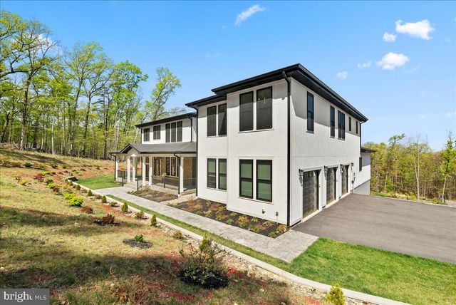 138 WOODED LN, Front Royal, VA 22630