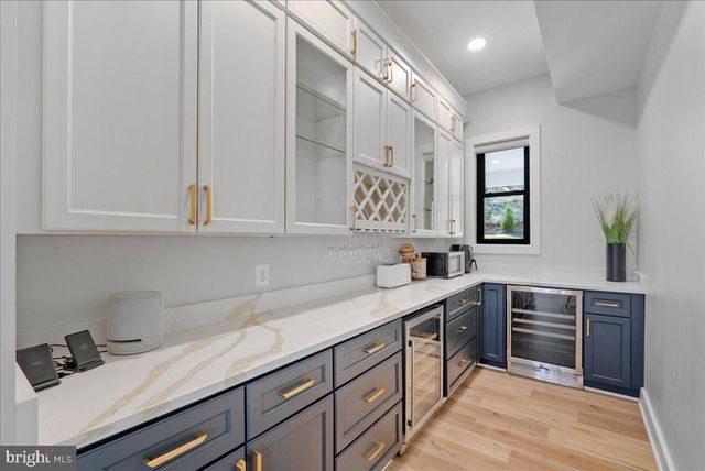 138 WOODED LN, Front Royal, VA 22630