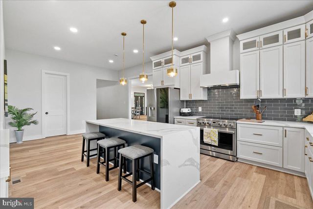 138 WOODED LN, Front Royal, VA 22630