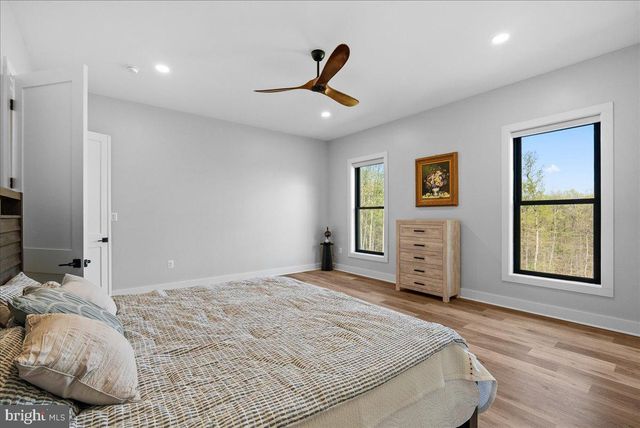 138 WOODED LN, Front Royal, VA 22630