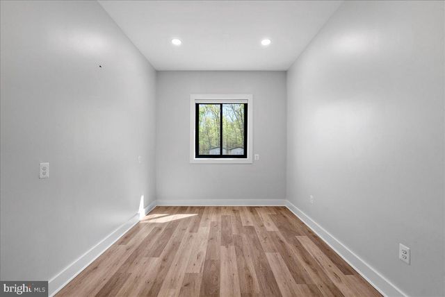 138 WOODED LN, Front Royal, VA 22630
