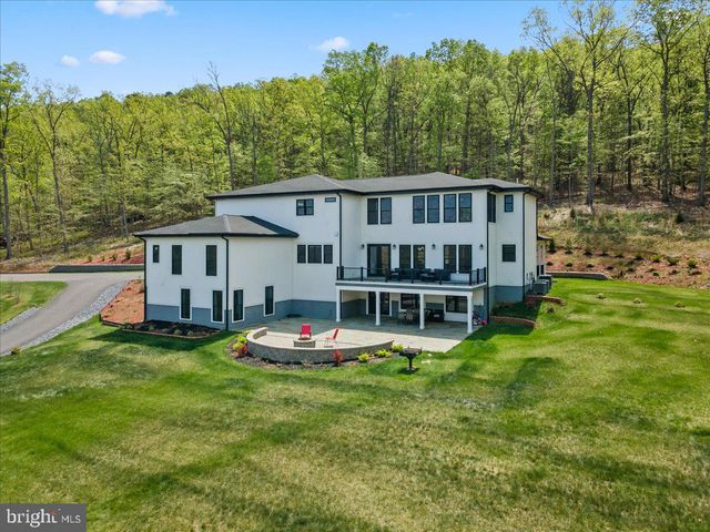 138 WOODED LN, Front Royal, VA 22630