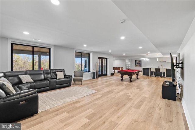 138 WOODED LN, Front Royal, VA 22630