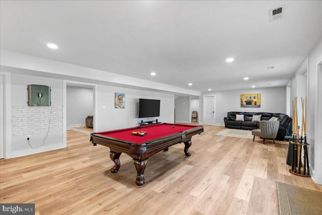 138 WOODED LN, Front Royal, VA 22630