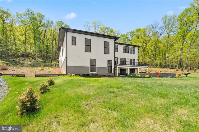 138 WOODED LN, Front Royal, VA 22630