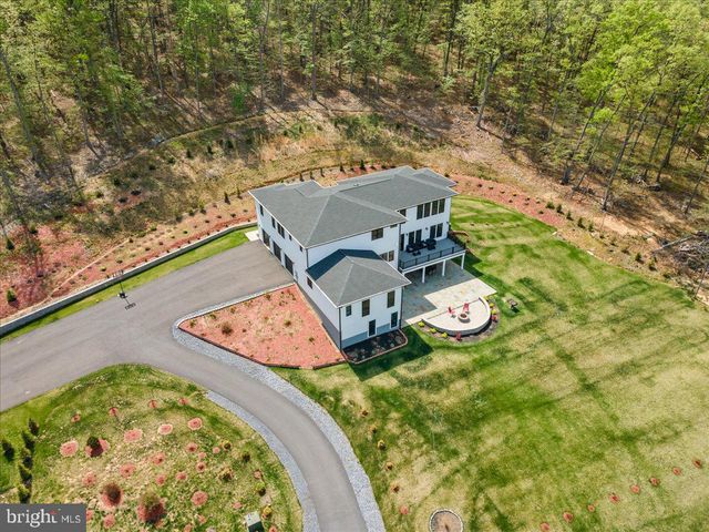 138 WOODED LN, Front Royal, VA 22630