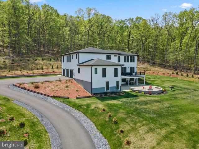 138 WOODED LN, Front Royal, VA 22630