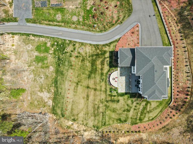 138 WOODED LN, Front Royal, VA 22630