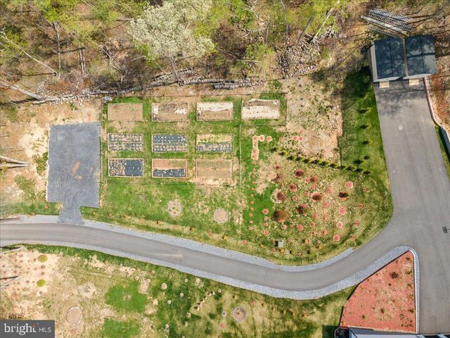 138 WOODED LN, Front Royal, VA 22630