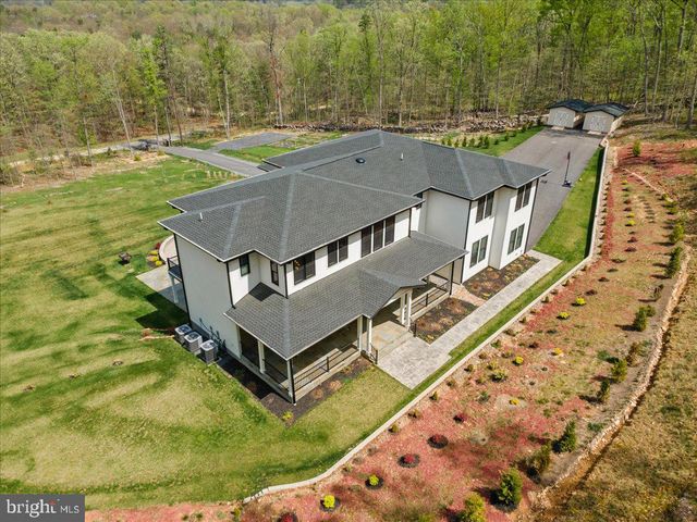 138 WOODED LN, Front Royal, VA 22630