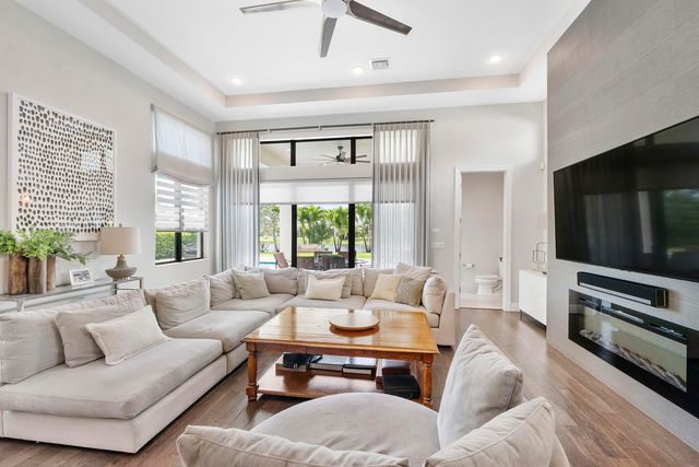 10282 SWEET BAY Manor, Parkland, FL 33076