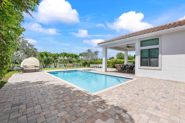 10282 SWEET BAY Manor, Parkland, FL 33076