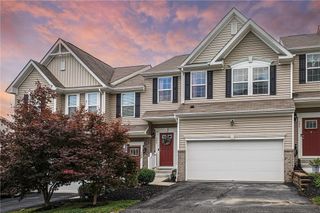 506 Isabella Ct, Moon/crescent Twp, PA 15108