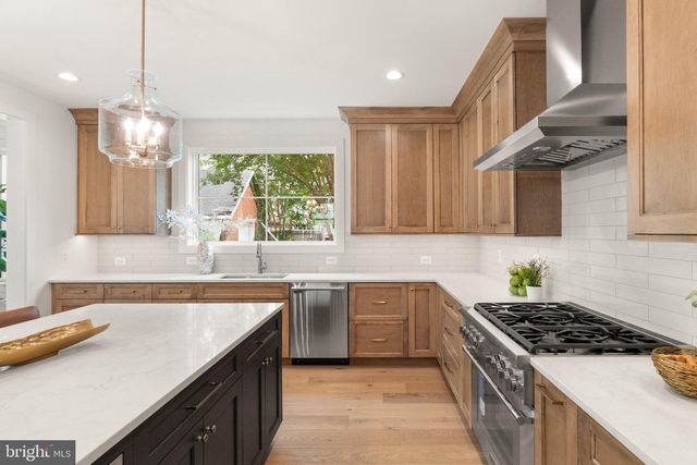 3512 16TH ST S, Arlington, VA 22204