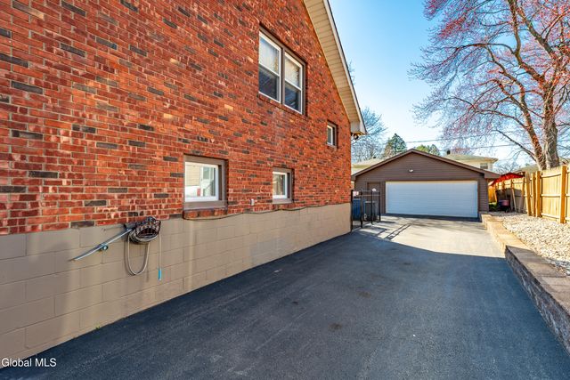 50 Glynn Street, Albany, NY 12203