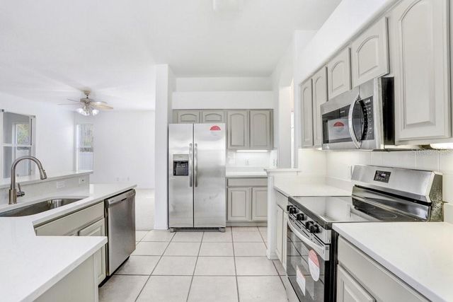 2927 MINUTEMAN LANE, Brandon, FL 33511