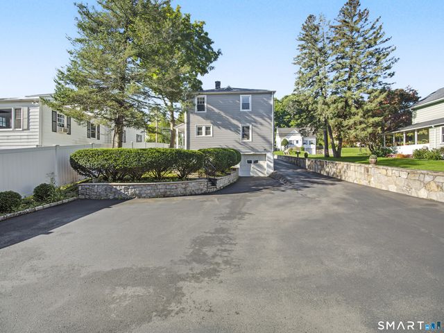75 Westville Avenue, Danbury, CT 06810