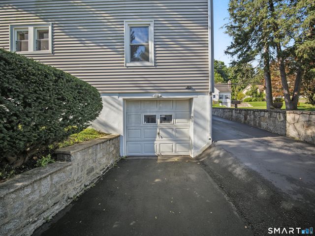75 Westville Avenue, Danbury, CT 06810