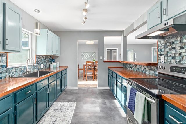 1007 N Pine Street, Woodville, TX 75979