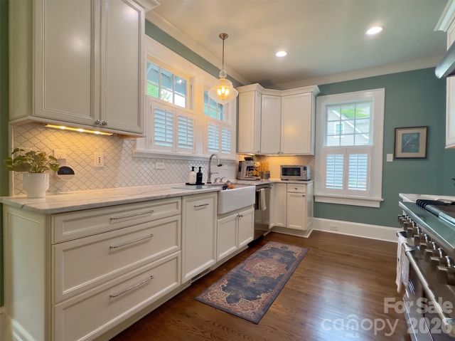 2021 Dilworth Road W, Charlotte, NC 28203