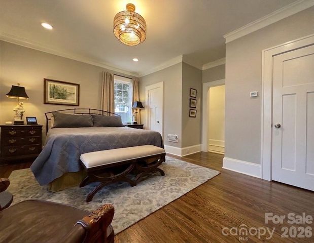 2021 Dilworth Road W, Charlotte, NC 28203