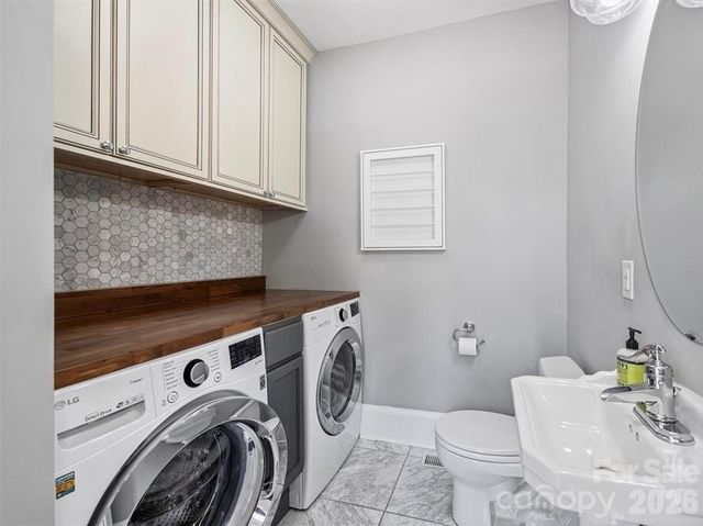 2021 Dilworth Road W, Charlotte, NC 28203