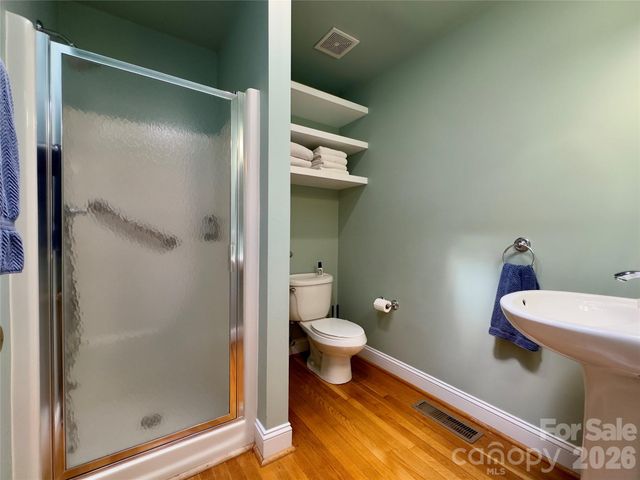 2021 Dilworth Road W, Charlotte, NC 28203